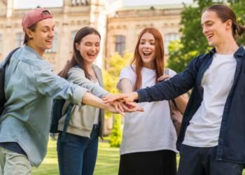 أهمية العمل التطوعي في المدرسة