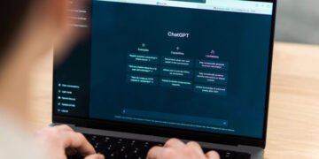 ChatGPT و التأثير الاجتماعي: النصائح و التكتيكات